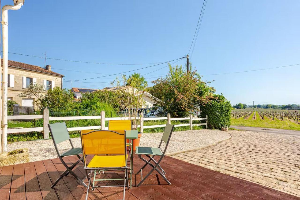 Guesthouse Les Maurins Saint-Sulpice-de-Faleyrens ภายนอก รูปภาพ