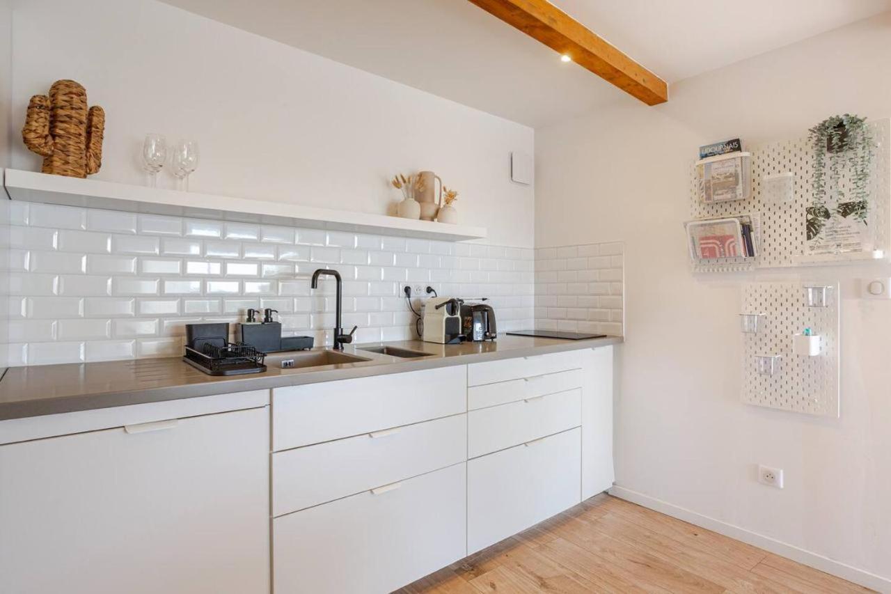 Guesthouse Les Maurins Saint-Sulpice-de-Faleyrens ภายนอก รูปภาพ