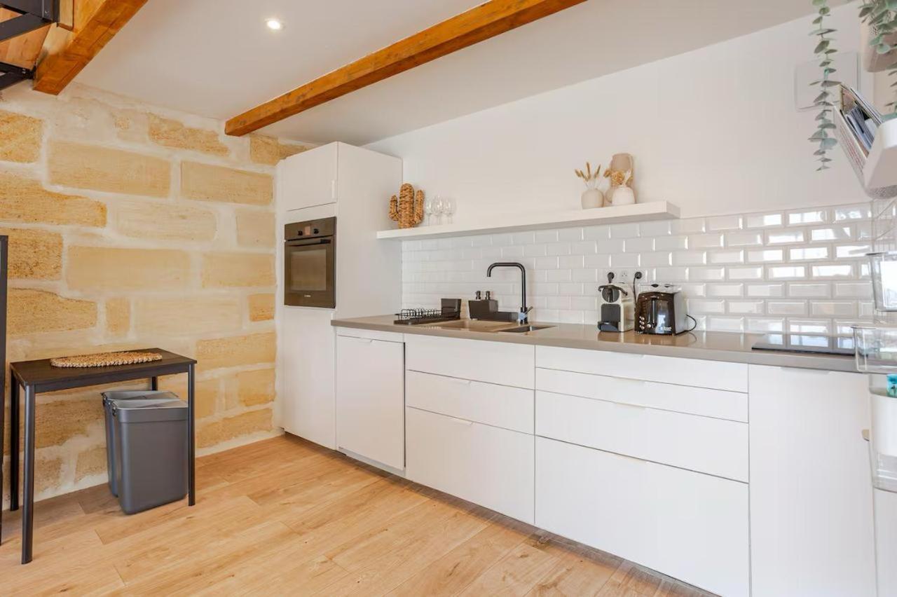 Guesthouse Les Maurins Saint-Sulpice-de-Faleyrens ภายนอก รูปภาพ